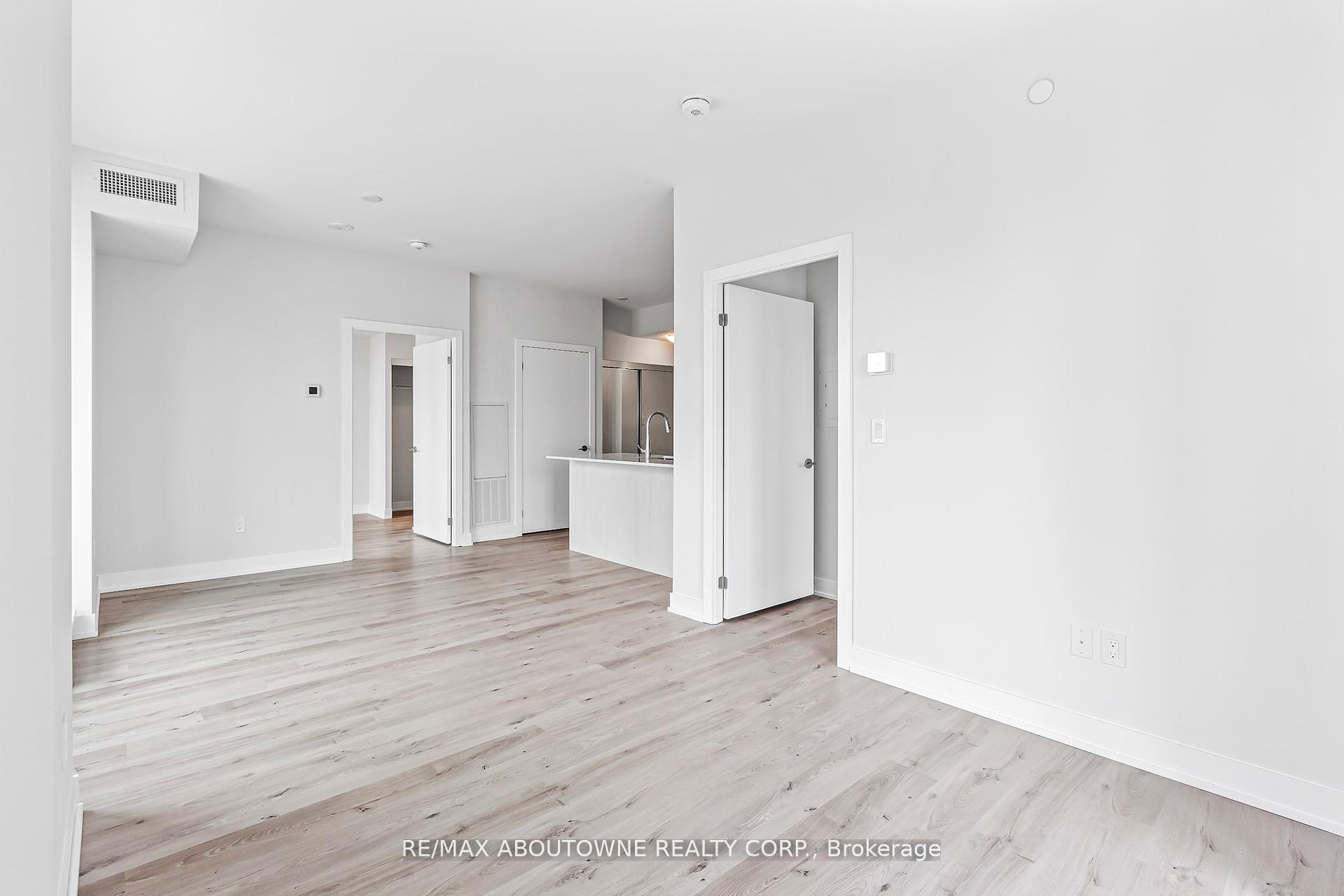 Photo 18 of Unit 1003, 430 Square One Drive, Mississauga, City Centre — HOMEH
