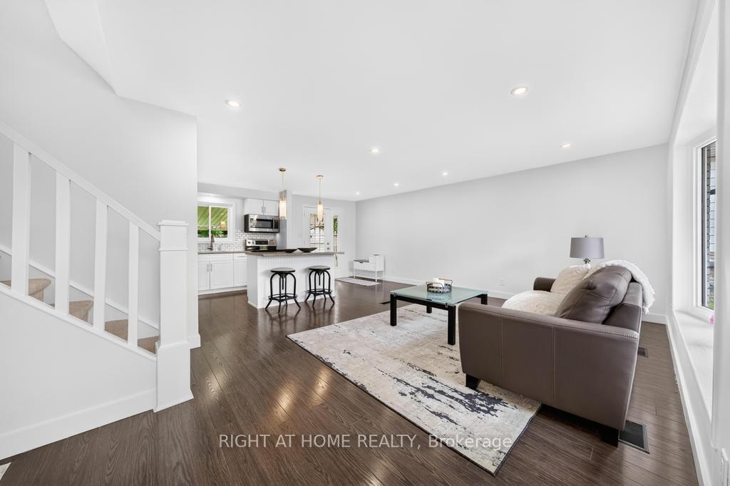 Photo 8 of 8 Acadia Crescent, St. Catharines, Secord Woods — HOMEH
