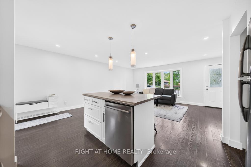 Photo 15 of 8 Acadia Crescent, St. Catharines, Secord Woods — HOMEH