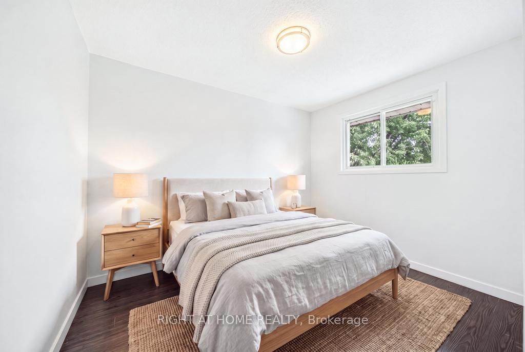 Photo 23 of 8 Acadia Crescent, St. Catharines, Secord Woods — HOMEH