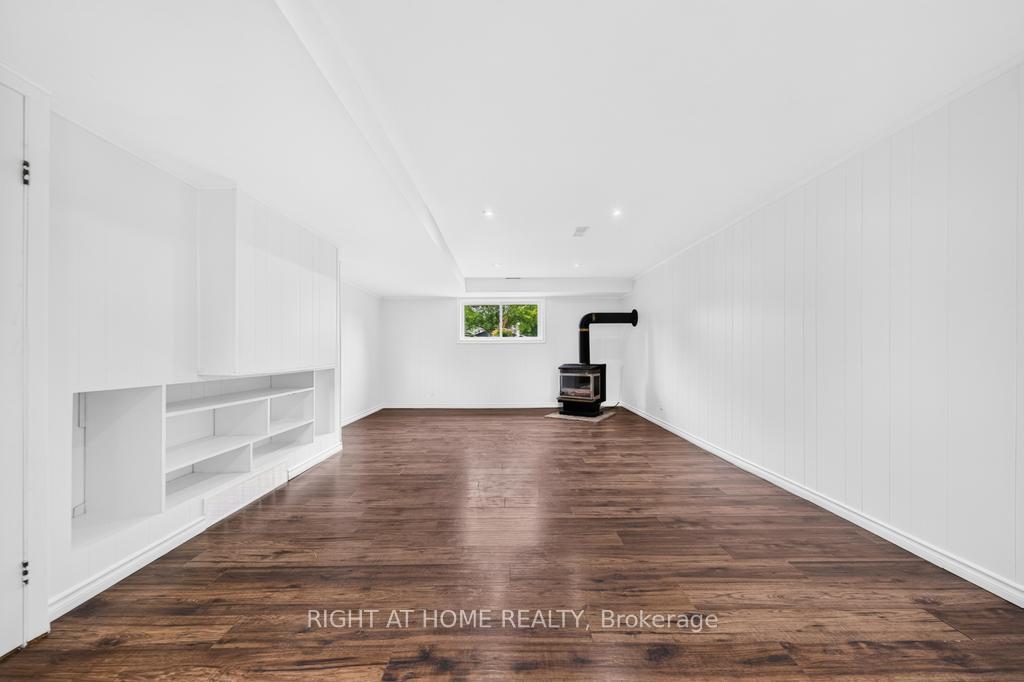 Photo 33 of 8 Acadia Crescent, St. Catharines, Secord Woods — HOMEH