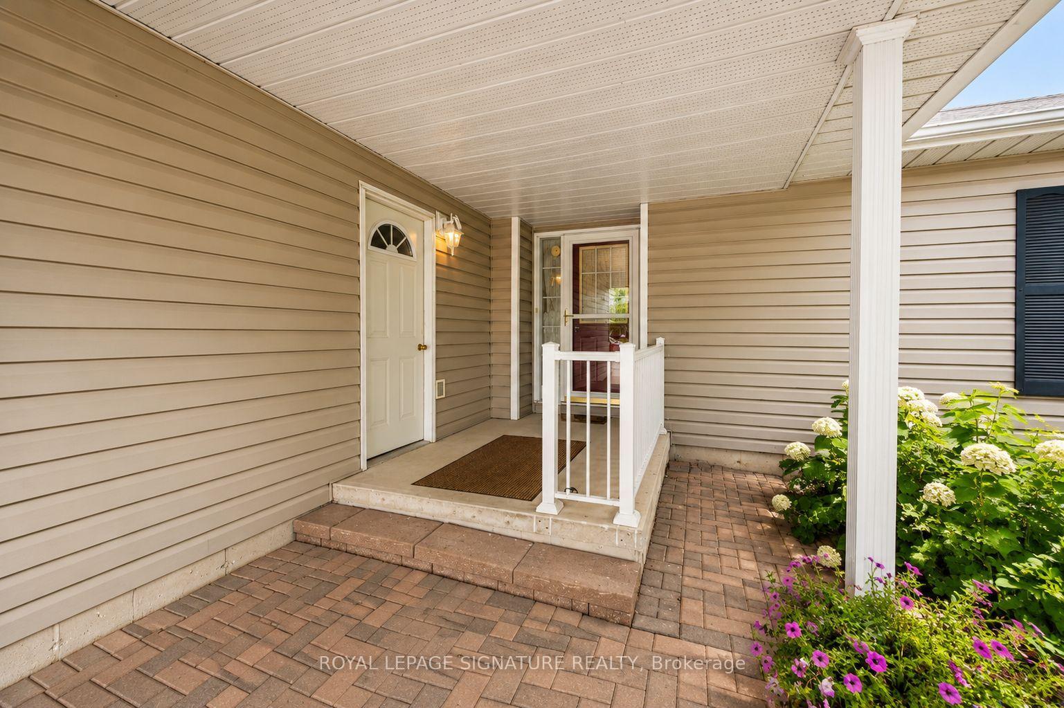 Photo 7 of 9 Huron Court, Clarington, Newcastle — HOMEH