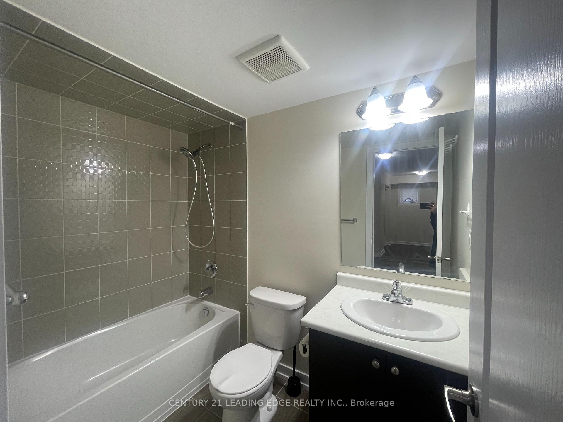 Photo 4 of Unit 217, 10 Dunsheath Way, Markham, Cornell — HOMEH