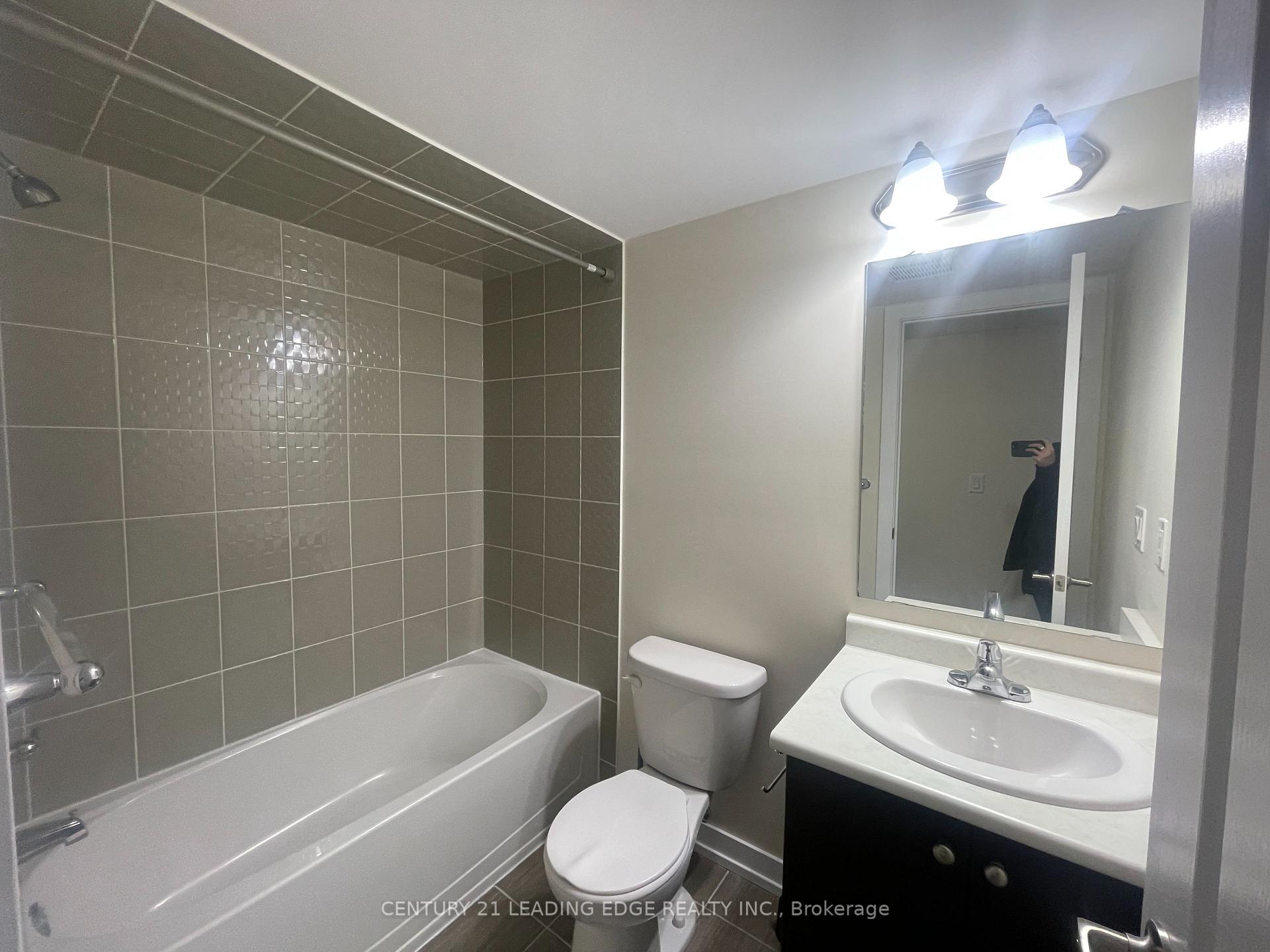 Photo 5 of Unit 217, 10 Dunsheath Way, Markham, Cornell — HOMEH