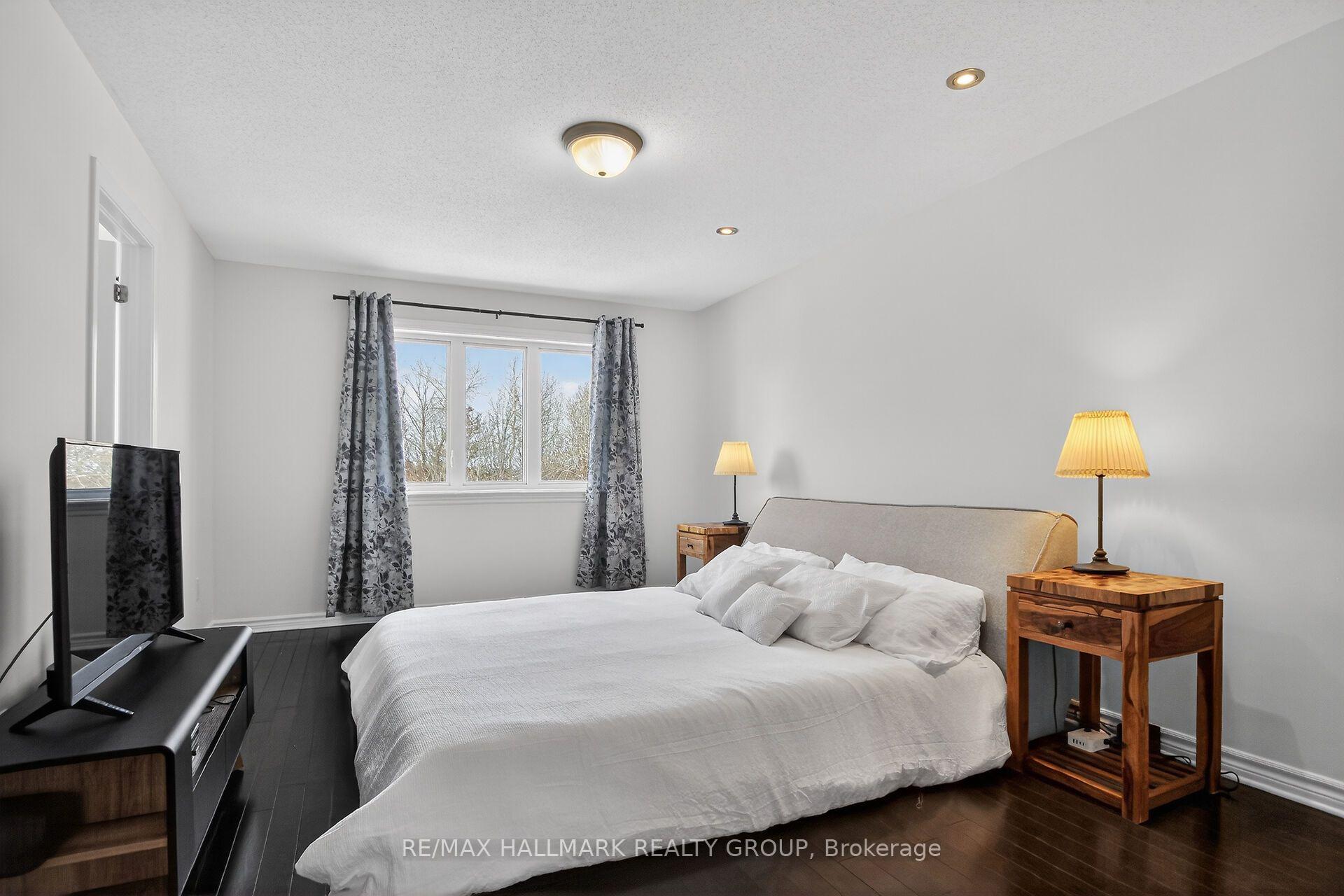 Photo 23 of 450 Sultan Street, Ottawa, Springridge/East Village — HOMEH