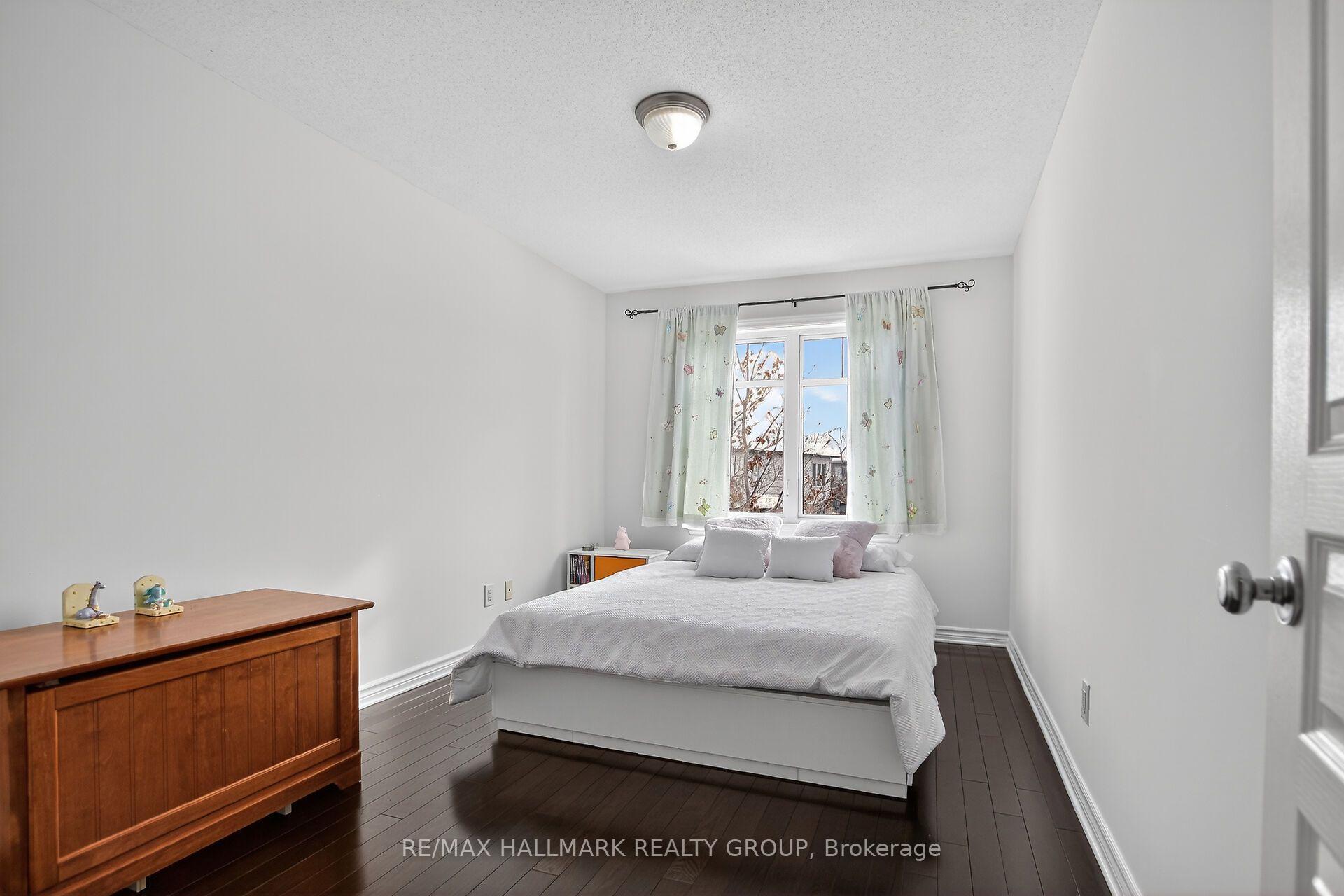 Photo 32 of 450 Sultan Street, Ottawa, Springridge/East Village — HOMEH