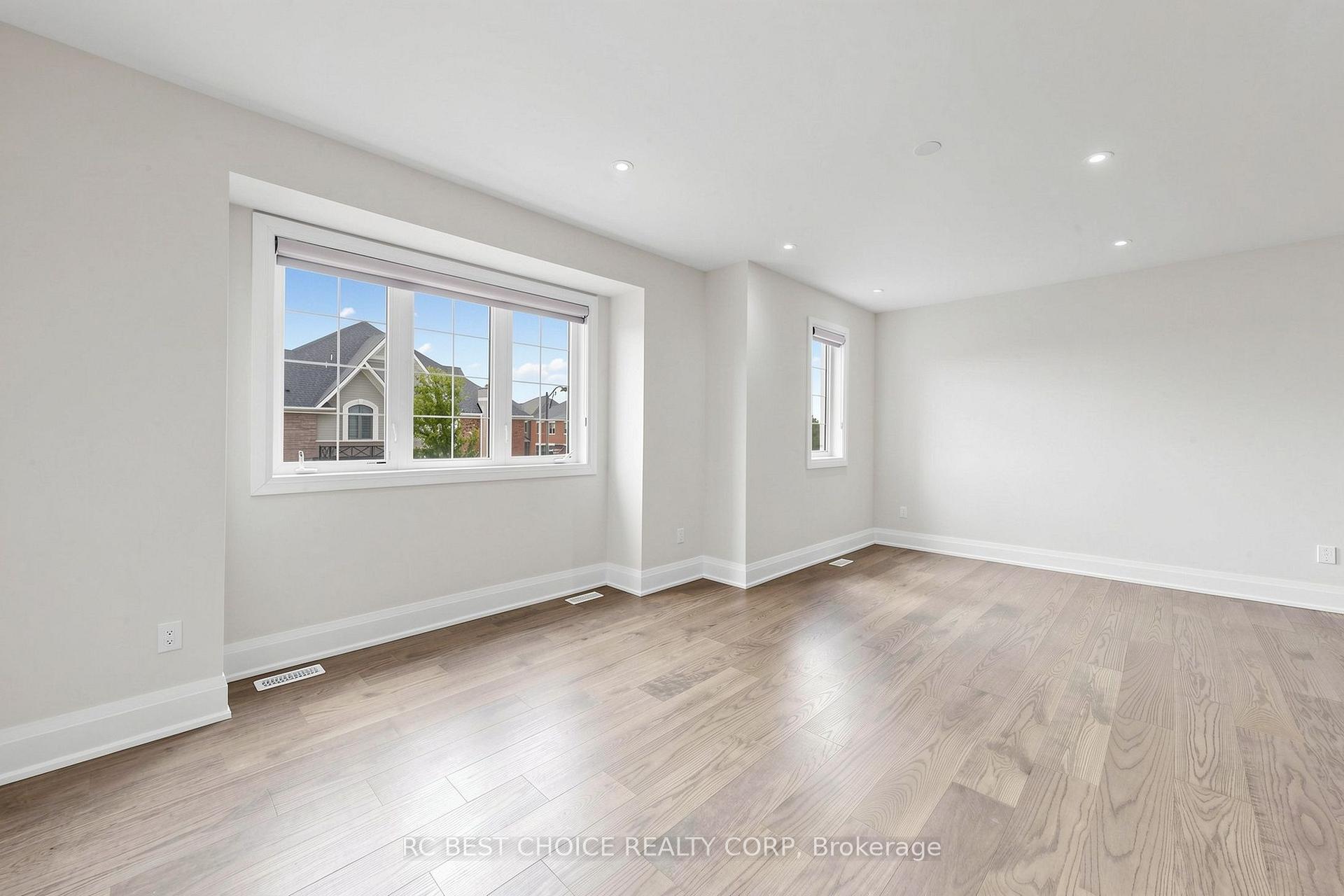 Photo 24 of 10 Ridgepoint Road, Vaughan, Kleinburg — HOMEH
