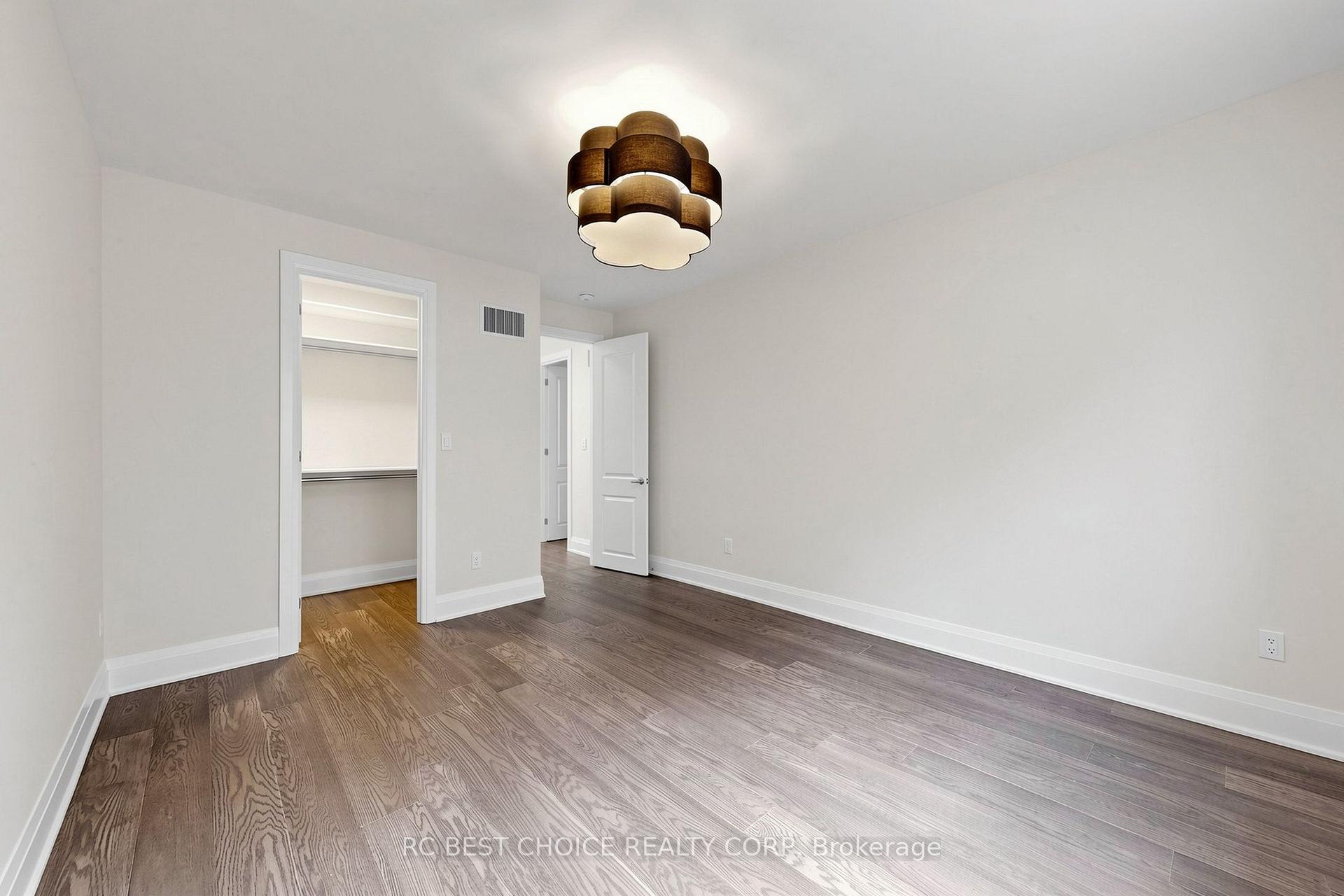 Photo 44 of 10 Ridgepoint Road, Vaughan, Kleinburg — HOMEH