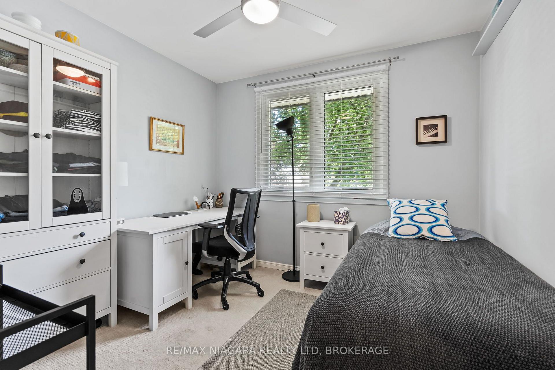 Photo 16 of 6866 Dellpark Drive, Niagara Falls, Stamford — HOMEH