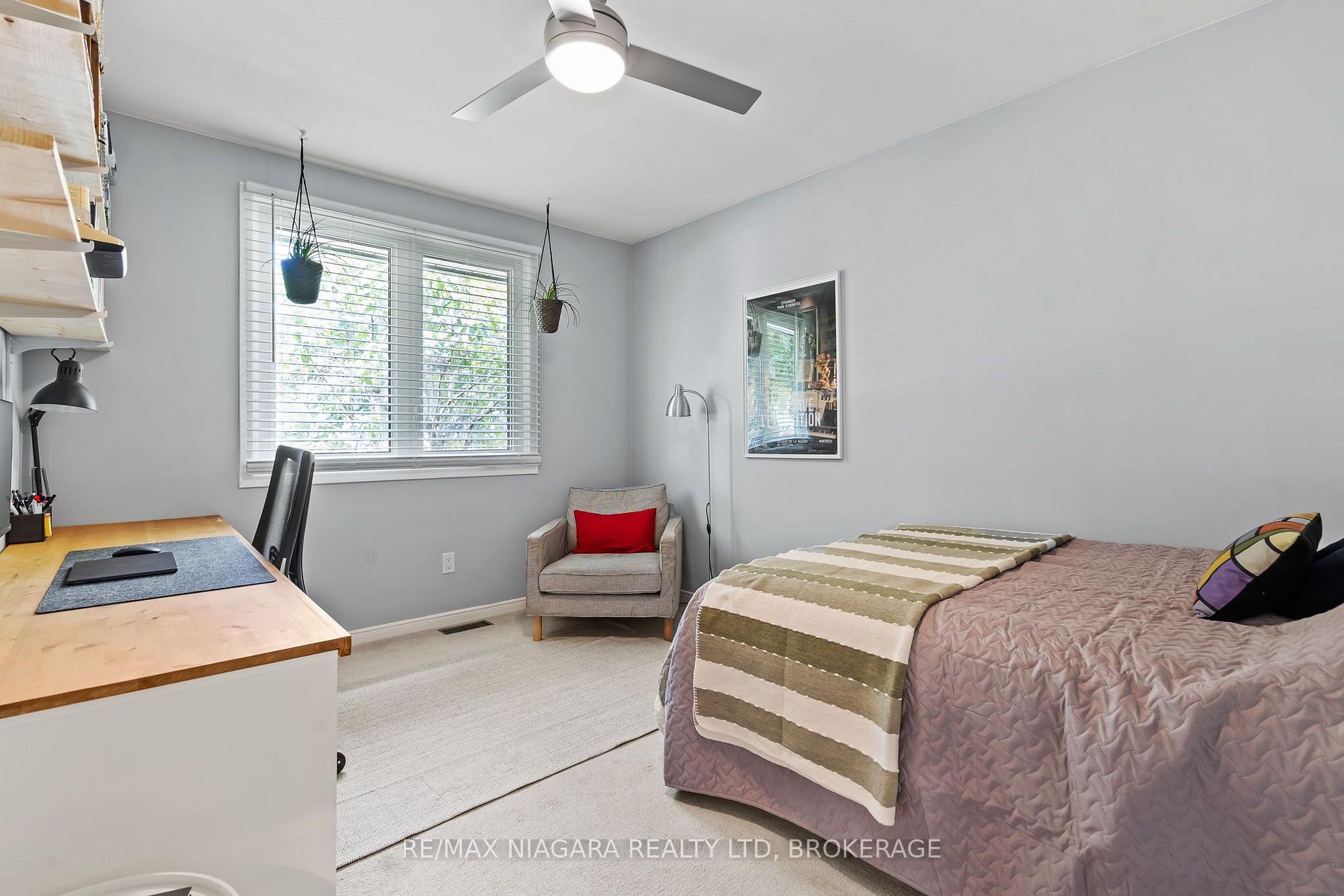 Photo 17 of 6866 Dellpark Drive, Niagara Falls, Stamford — HOMEH