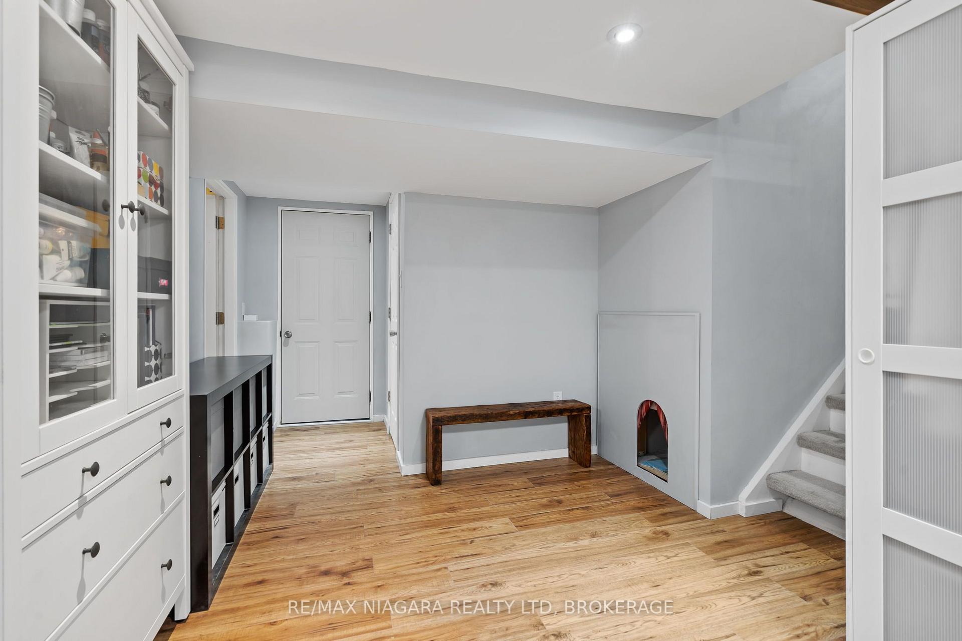 Photo 26 of 6866 Dellpark Drive, Niagara Falls, Stamford — HOMEH