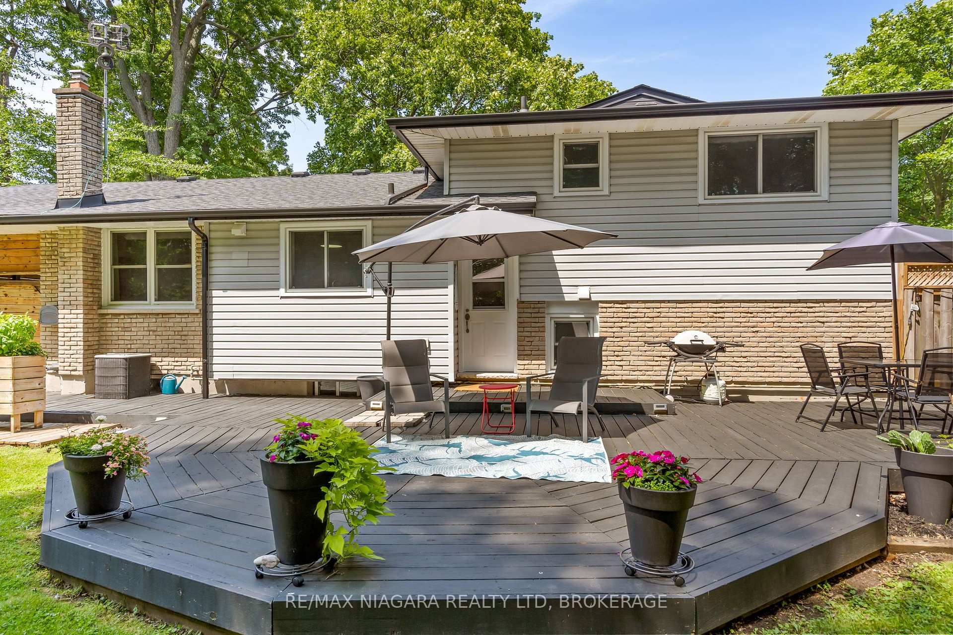 Photo 31 of 6866 Dellpark Drive, Niagara Falls, Stamford — HOMEH