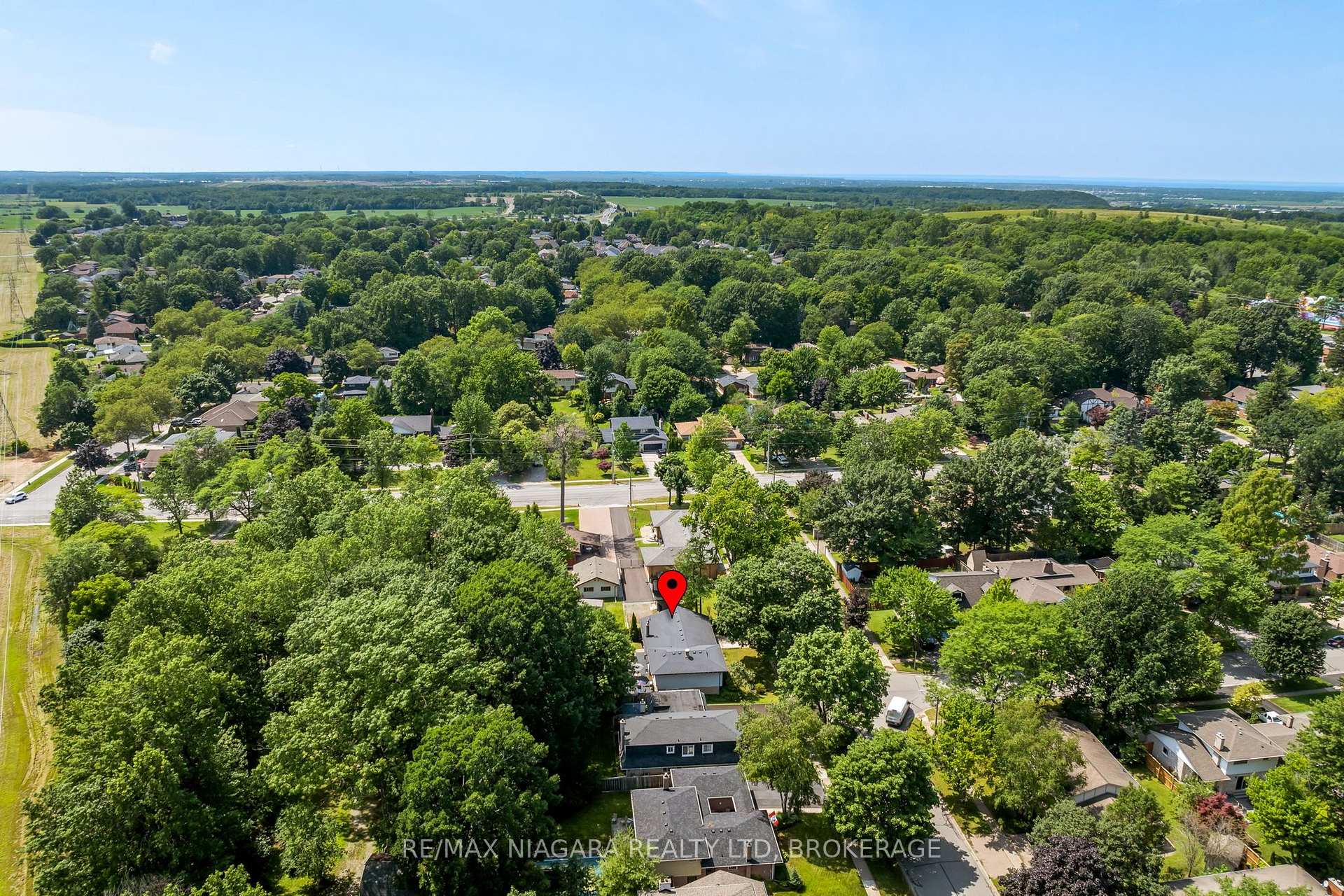 Photo 46 of 6866 Dellpark Drive, Niagara Falls, Stamford — HOMEH