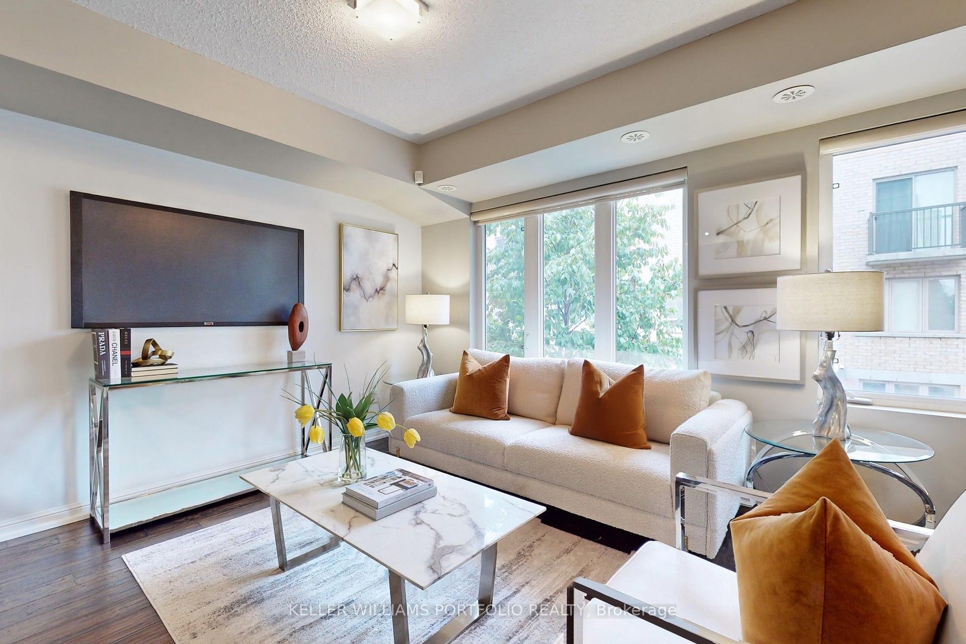 Photo 3 of Unit 235, 10 Foundry Avenue, Toronto, Dovercourt-Wallace Emerson-Junction — HOMEH