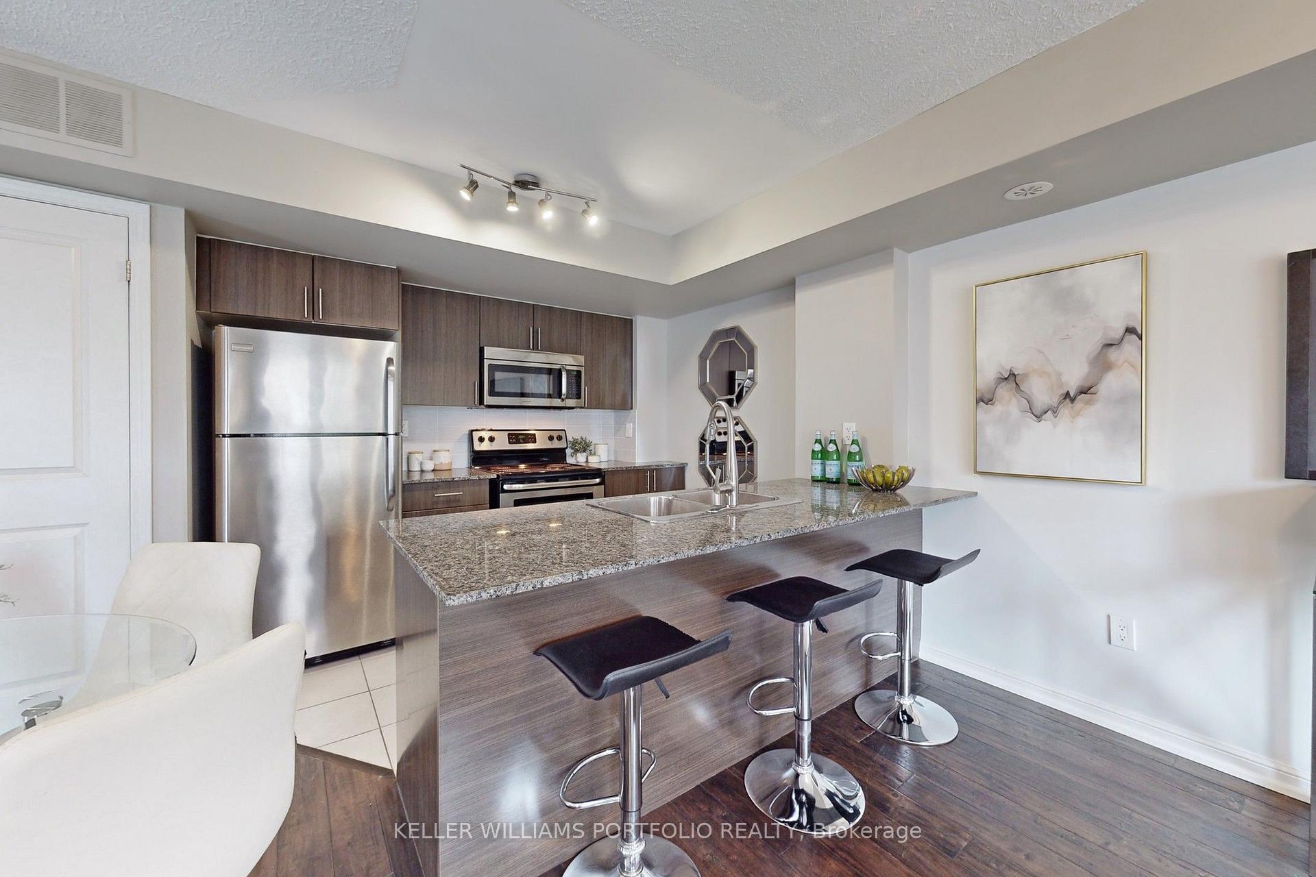Photo 20 of Unit 235, 10 Foundry Avenue, Toronto, Dovercourt-Wallace Emerson-Junction — HOMEH