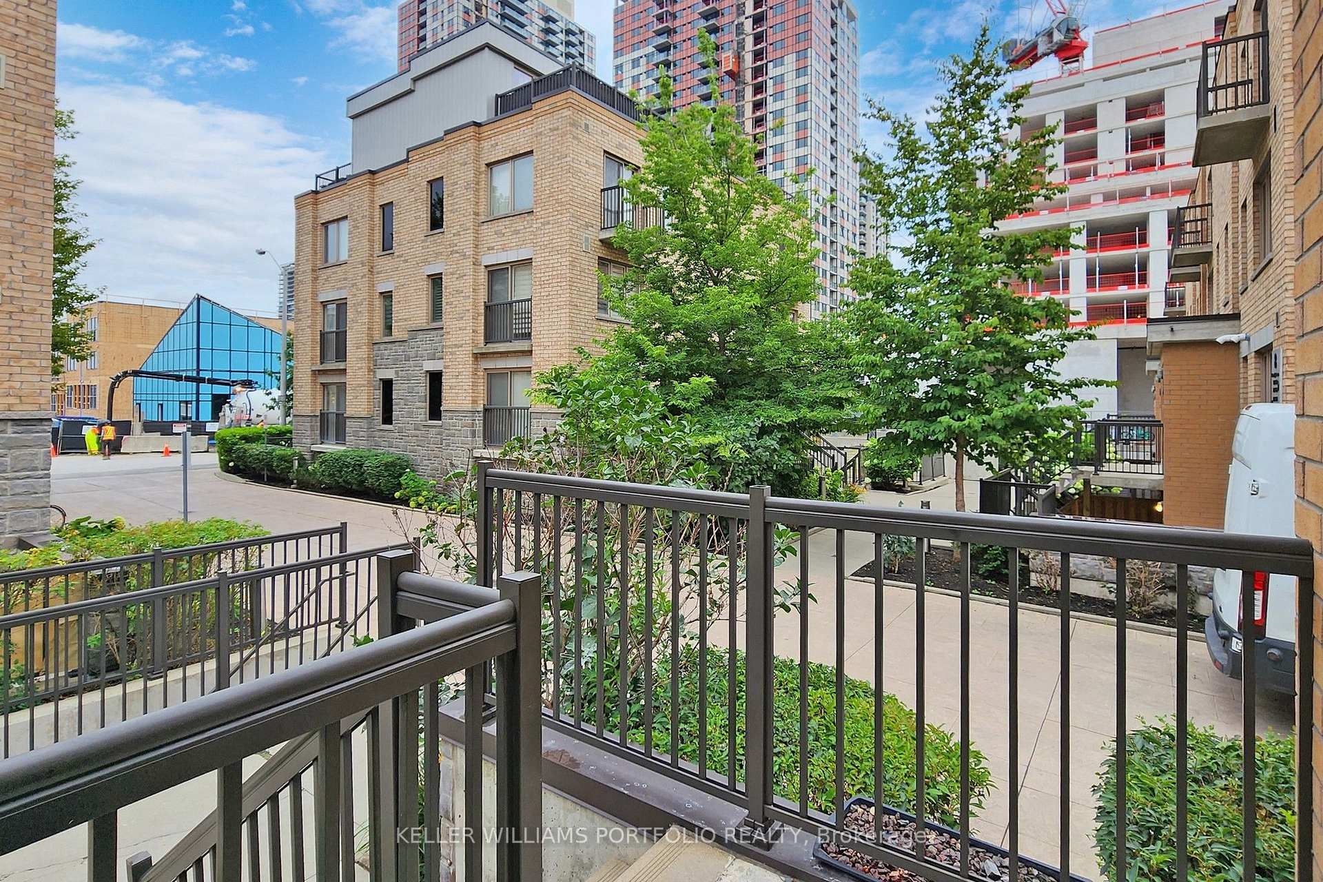 Photo 34 of Unit 235, 10 Foundry Avenue, Toronto, Dovercourt-Wallace Emerson-Junction — HOMEH