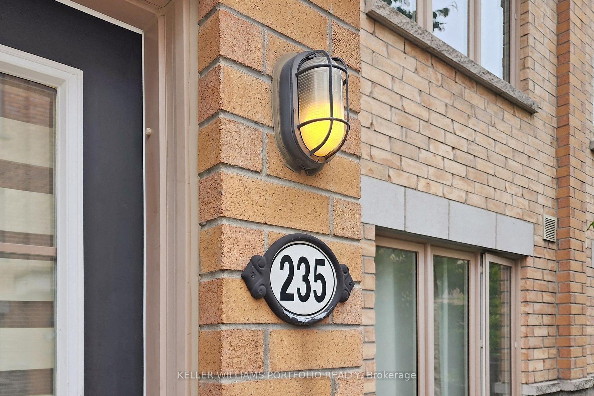 Photo 49 of Unit 235, 10 Foundry Avenue, Toronto, Dovercourt-Wallace Emerson-Junction — HOMEH