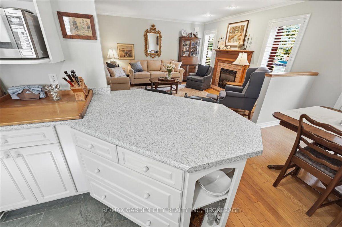 Photo 15 of 81 Sandra Drive, Pelham, Fenwick — HOMEH