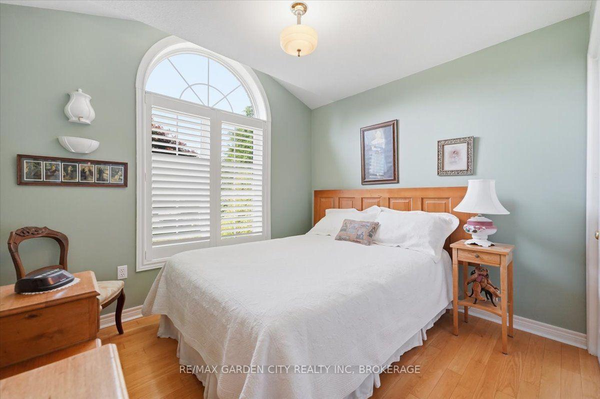 Photo 25 of 81 Sandra Drive, Pelham, Fenwick — HOMEH