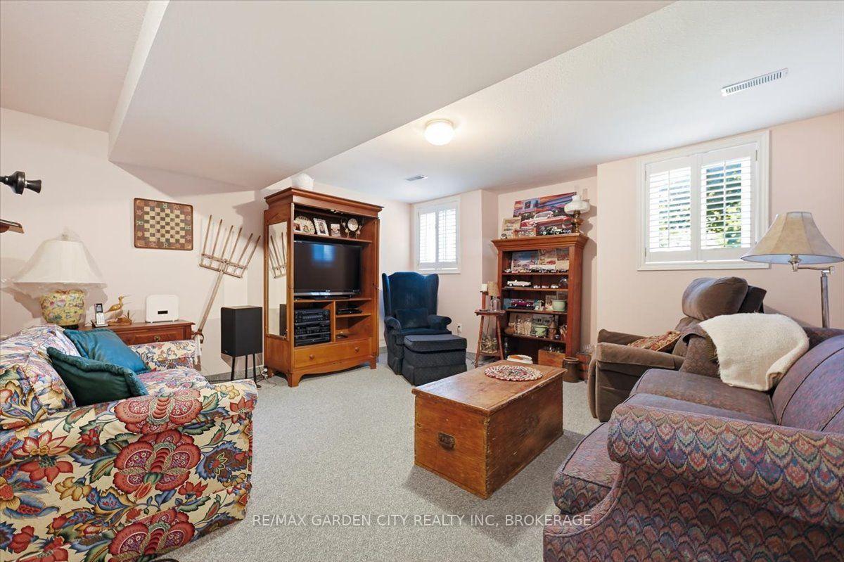 Photo 29 of 81 Sandra Drive, Pelham, Fenwick — HOMEH