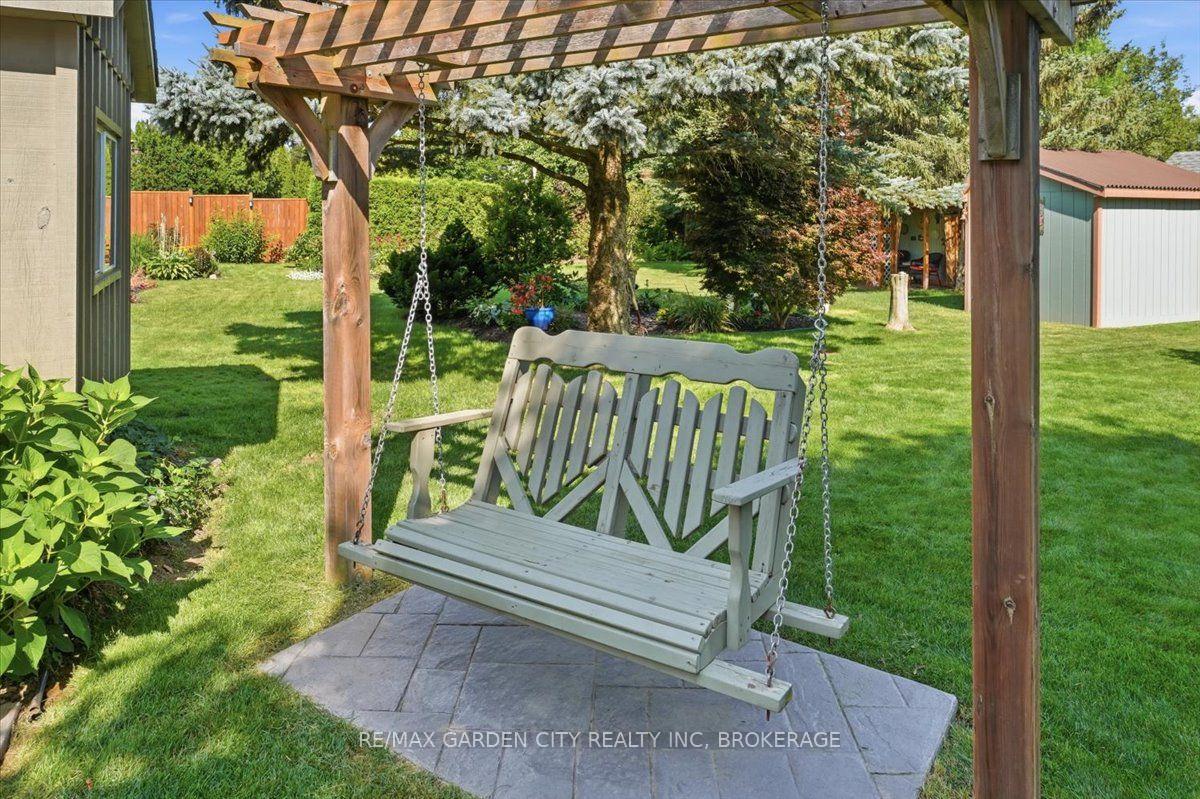 Photo 35 of 81 Sandra Drive, Pelham, Fenwick — HOMEH