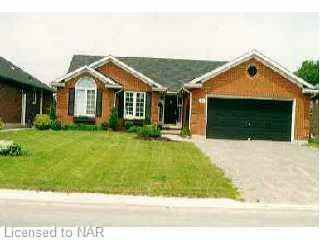 Photo 2 of 81 Sandra Drive, Pelham, Fenwick — HOMEH