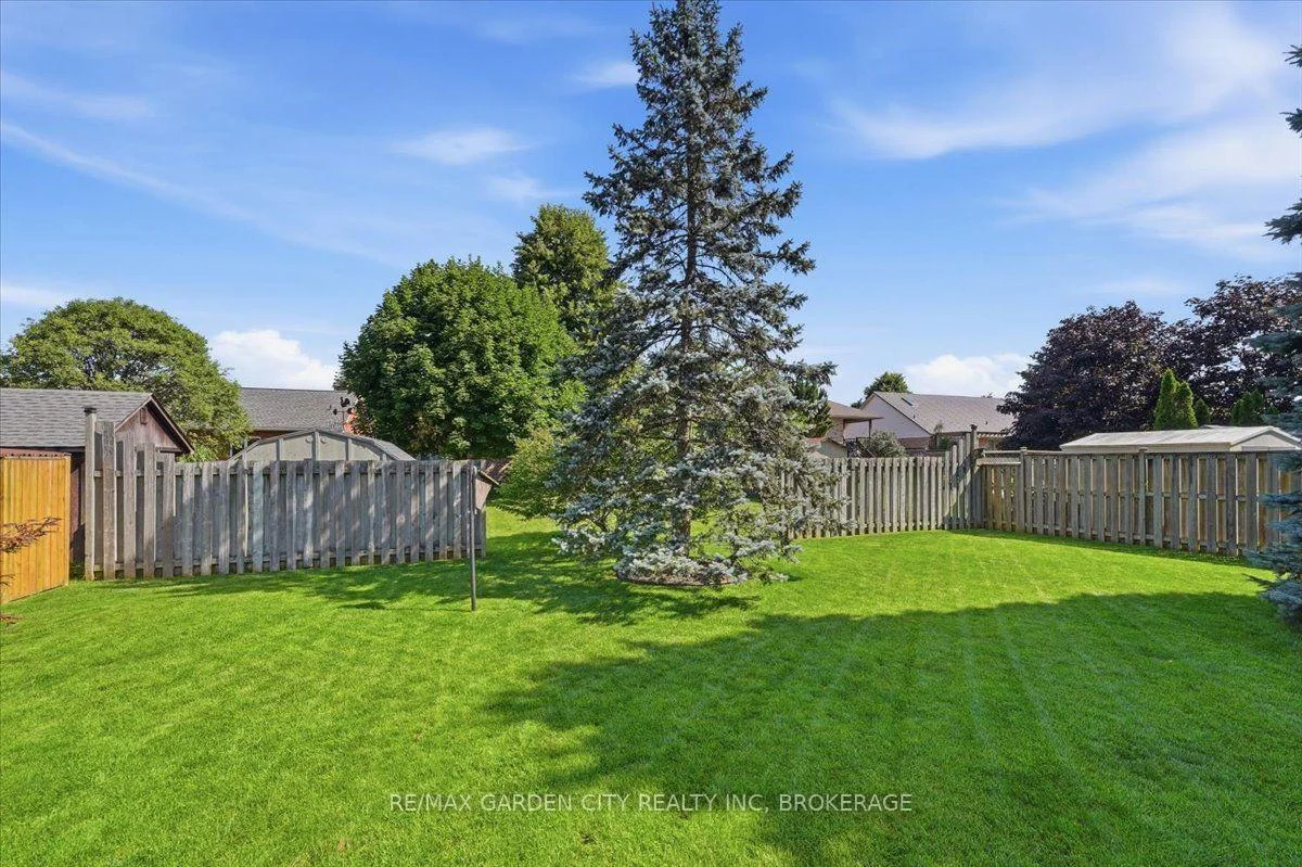 Photo 39 of 81 Sandra Drive, Pelham, Fenwick — HOMEH