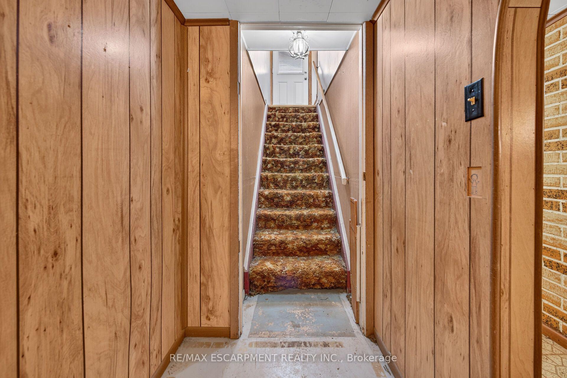 Photo 31 of 10 Tracey Road, St. Catharines, Vine/Linwell — HOMEH
