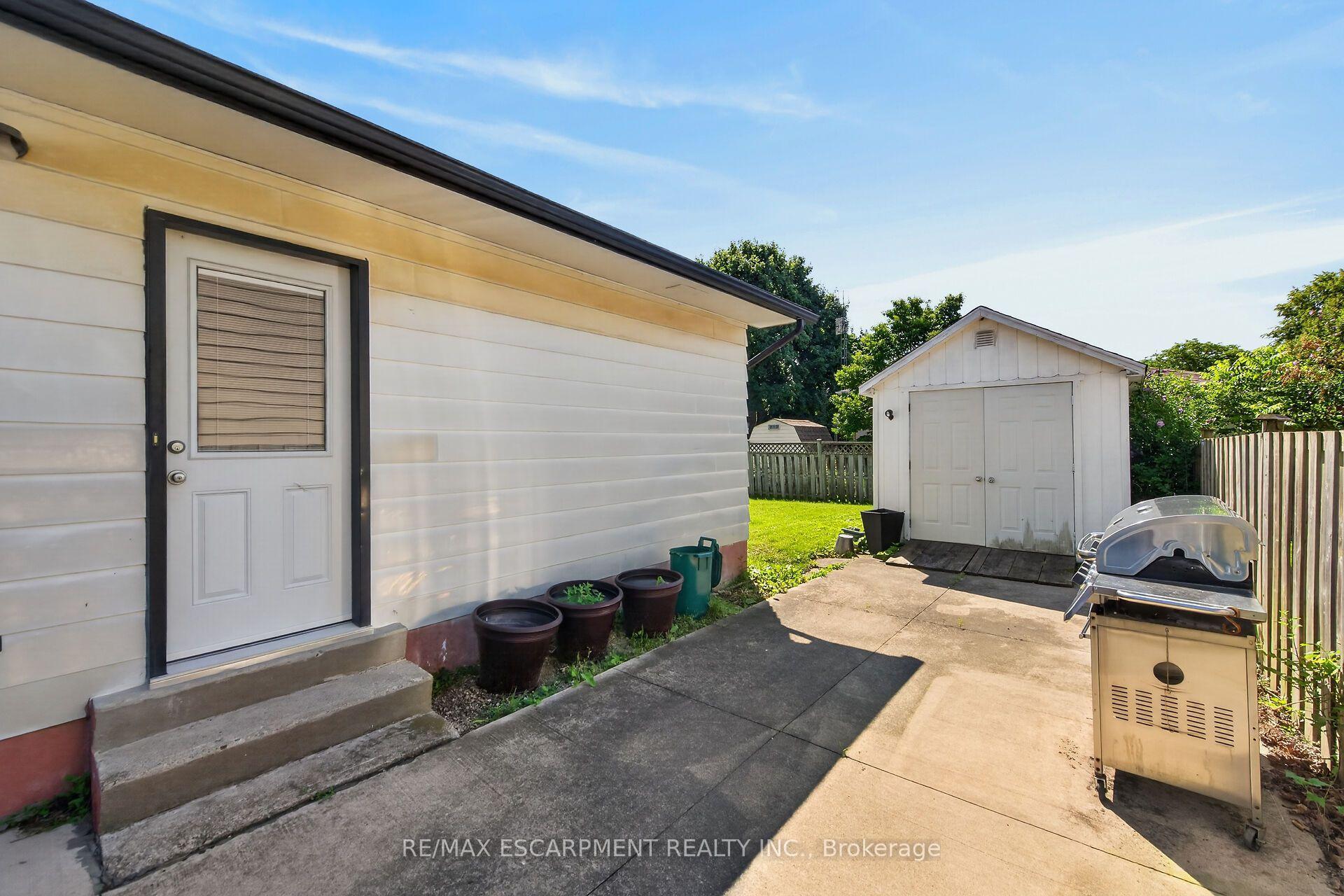 Photo 34 of 10 Tracey Road, St. Catharines, Vine/Linwell — HOMEH