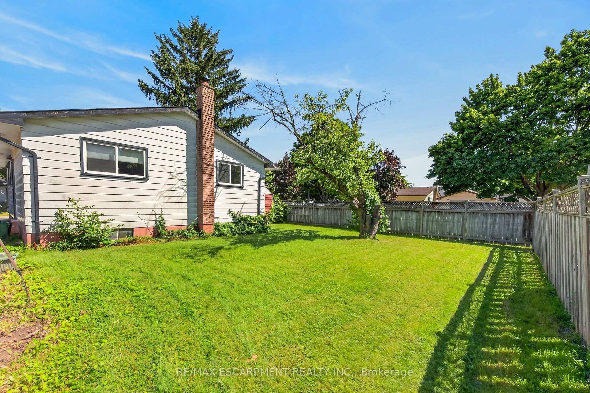 Photo 38 of 10 Tracey Road, St. Catharines, Vine/Linwell — HOMEH