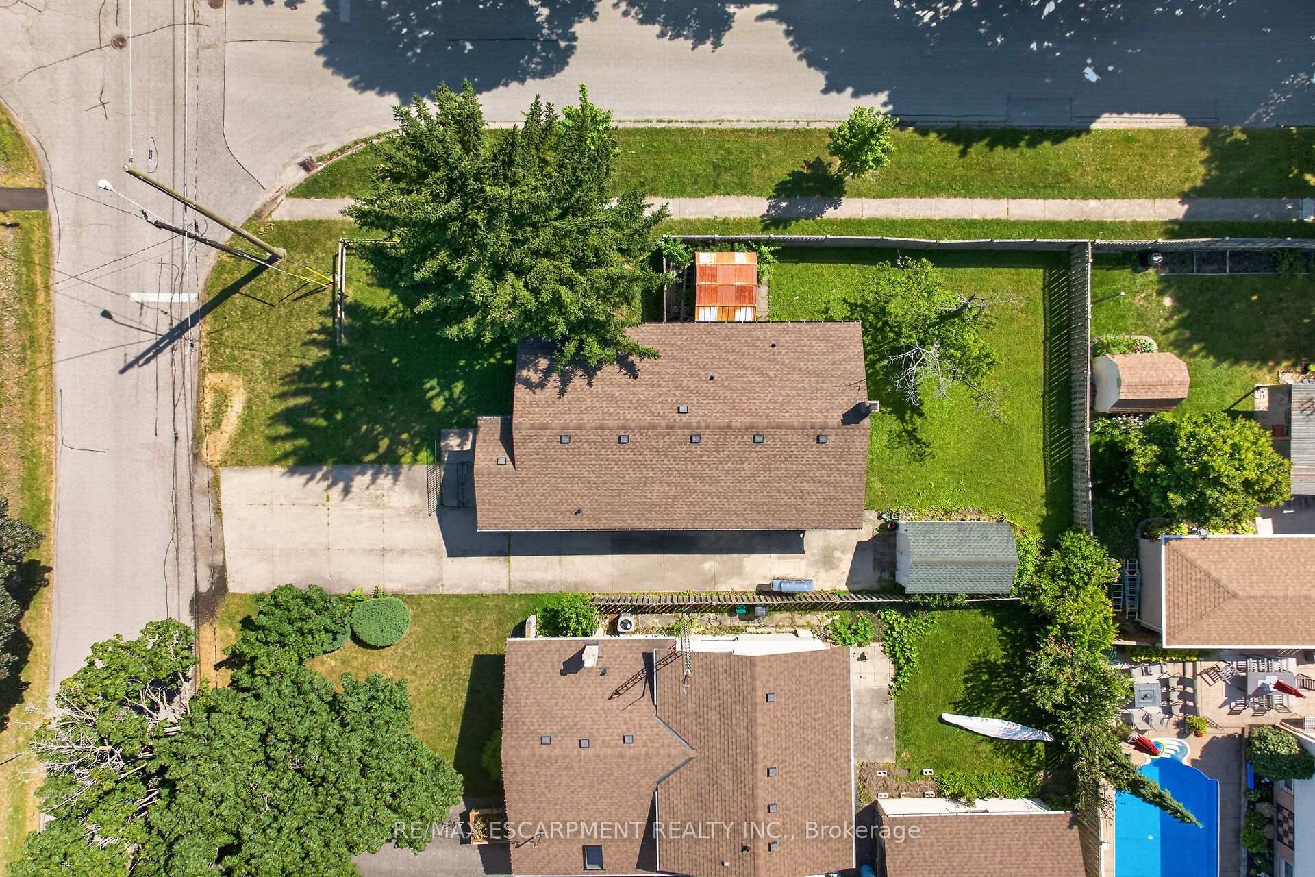 Photo 44 of 10 Tracey Road, St. Catharines, Vine/Linwell — HOMEH