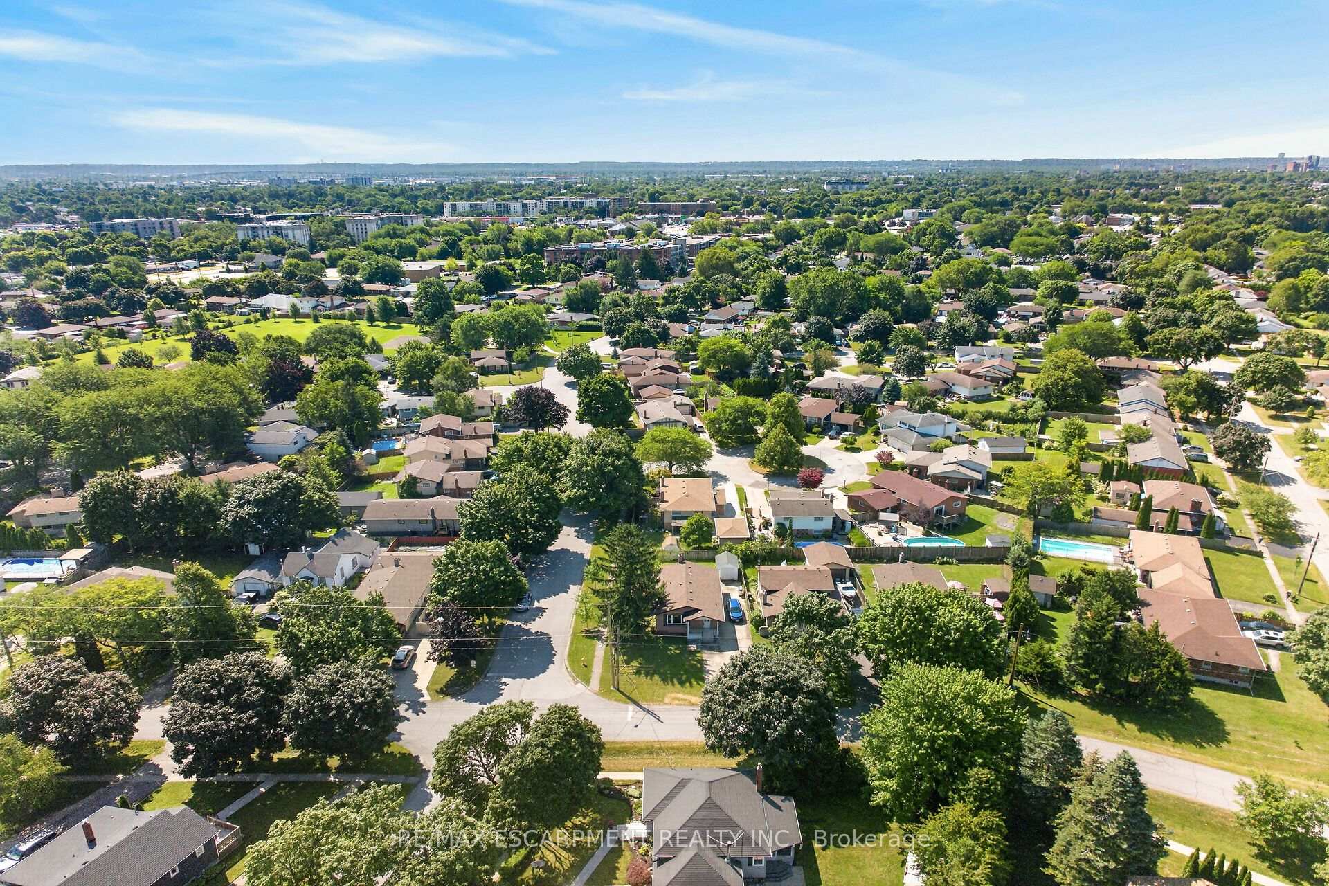 Photo 50 of 10 Tracey Road, St. Catharines, Vine/Linwell — HOMEH