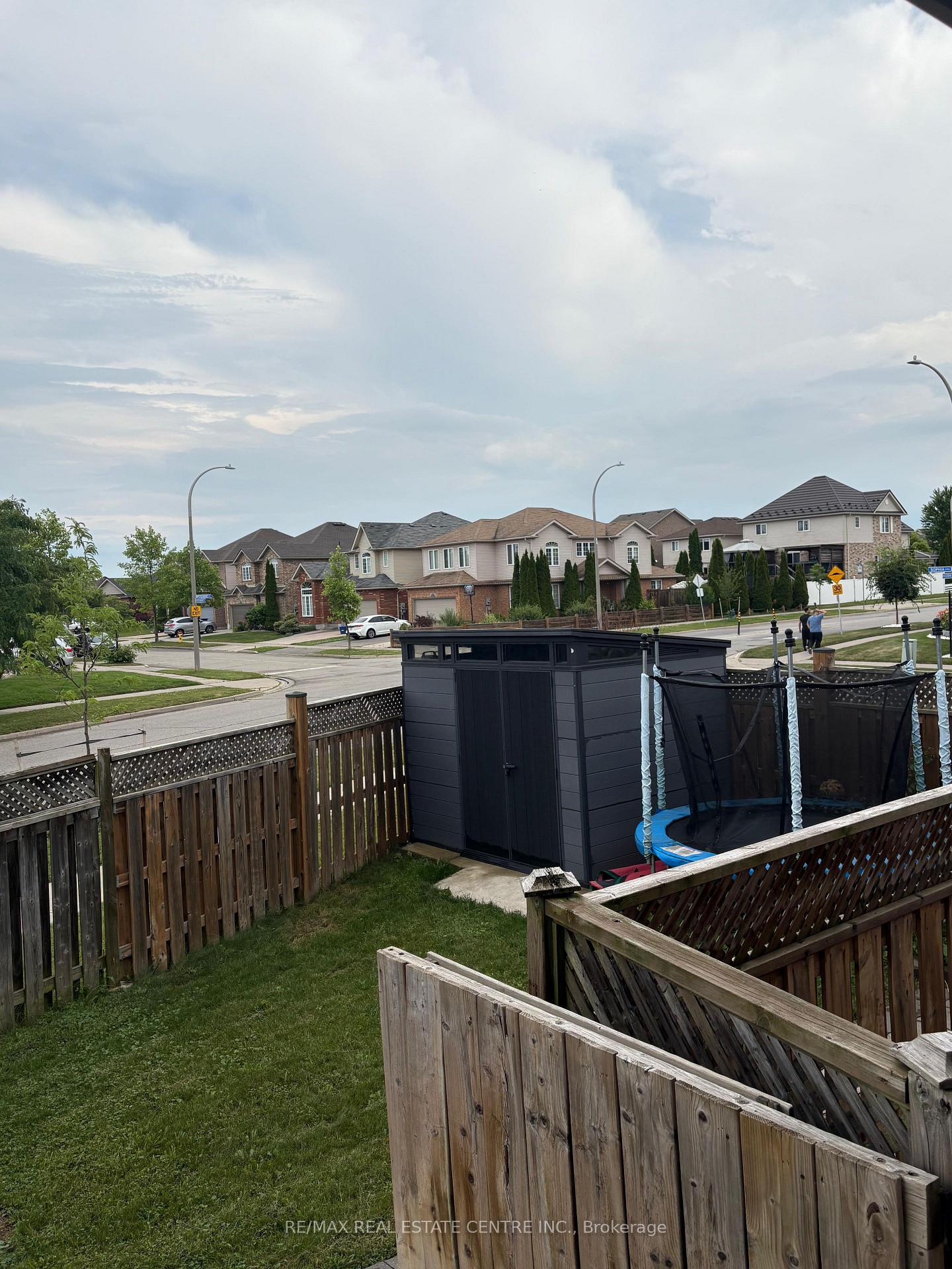 Photo 3 of 2 Sophia Crescent, Kitchener, Huron Park — HOMEH