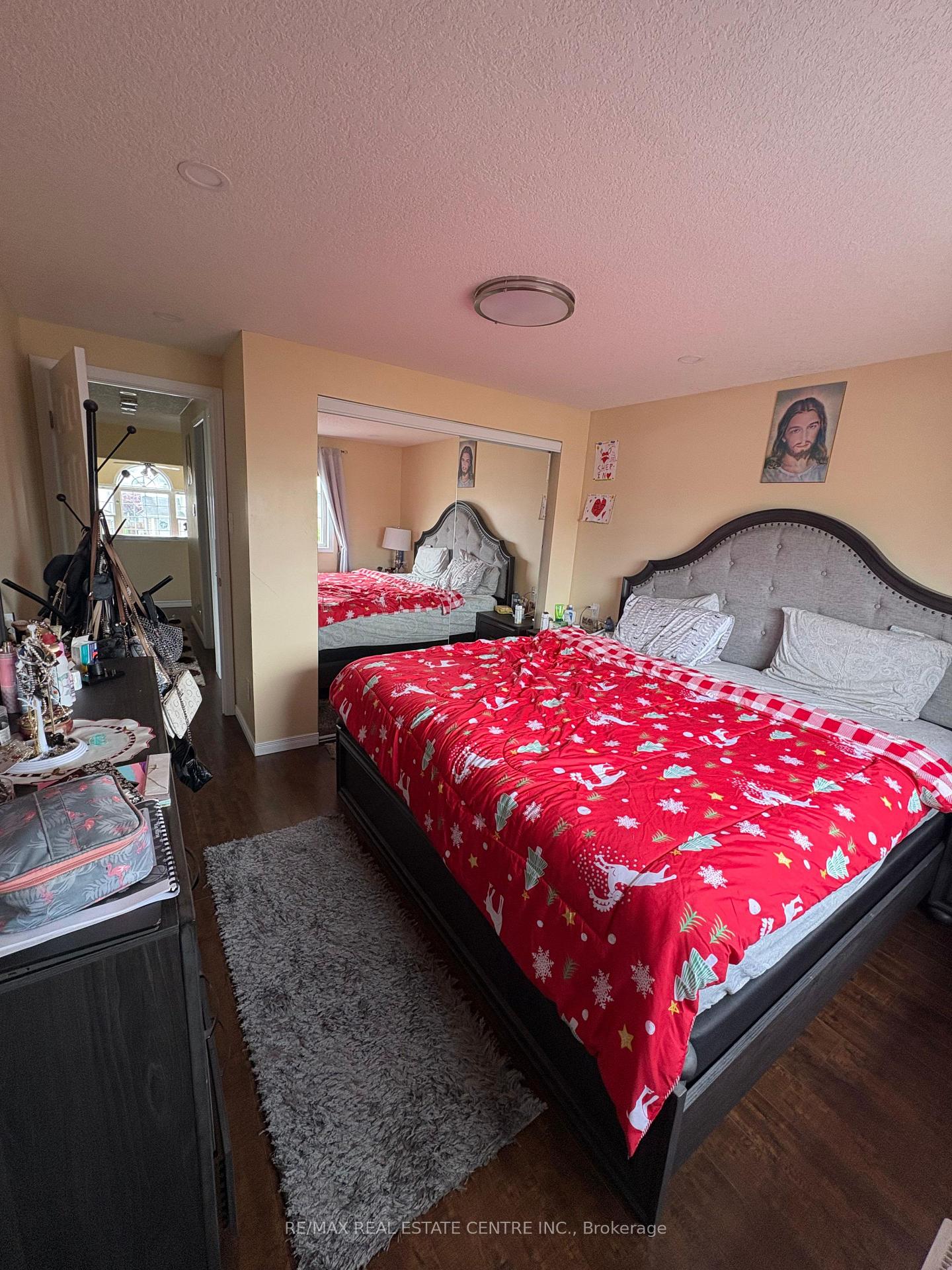 Photo 12 of 2 Sophia Crescent, Kitchener, Huron Park — HOMEH