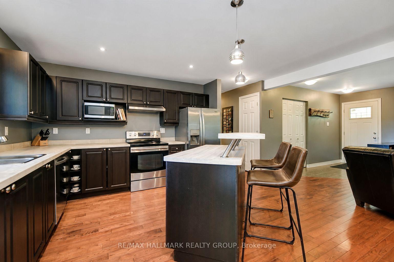 Photo 6 of 244 Kedey Street, Ottawa, Fitzroy — HOMEH