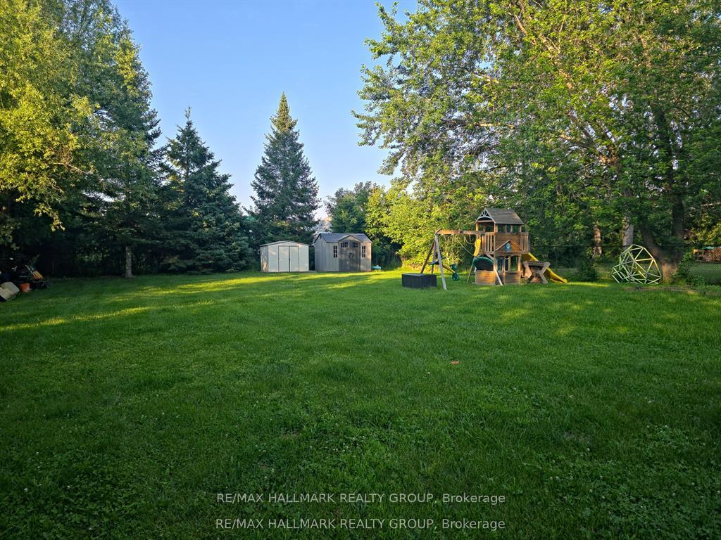 Photo 12 of 244 Kedey Street, Ottawa, Fitzroy — HOMEH