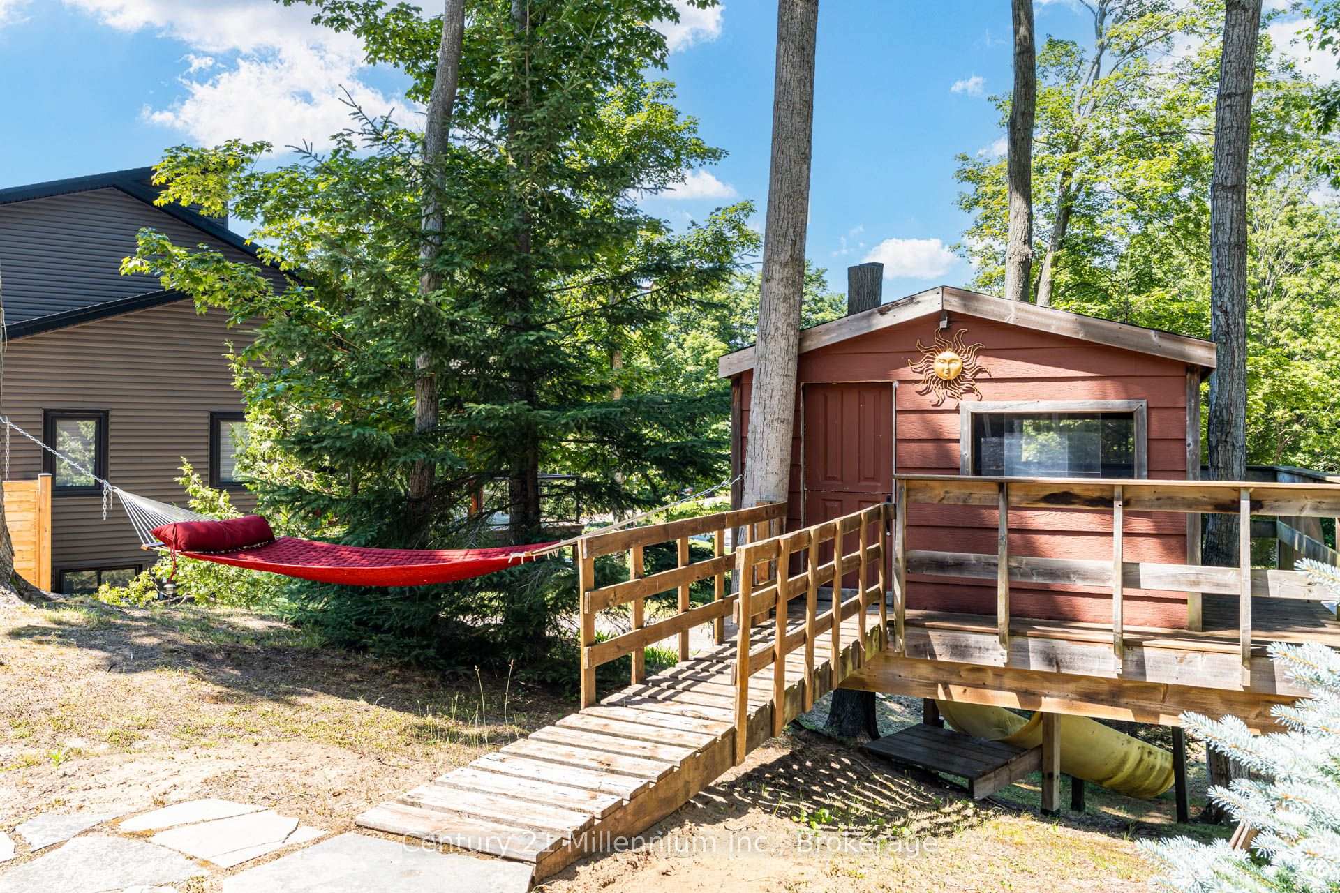Photo 8 of 446 Manley Crescent, South Bruce Peninsula — HOMEH