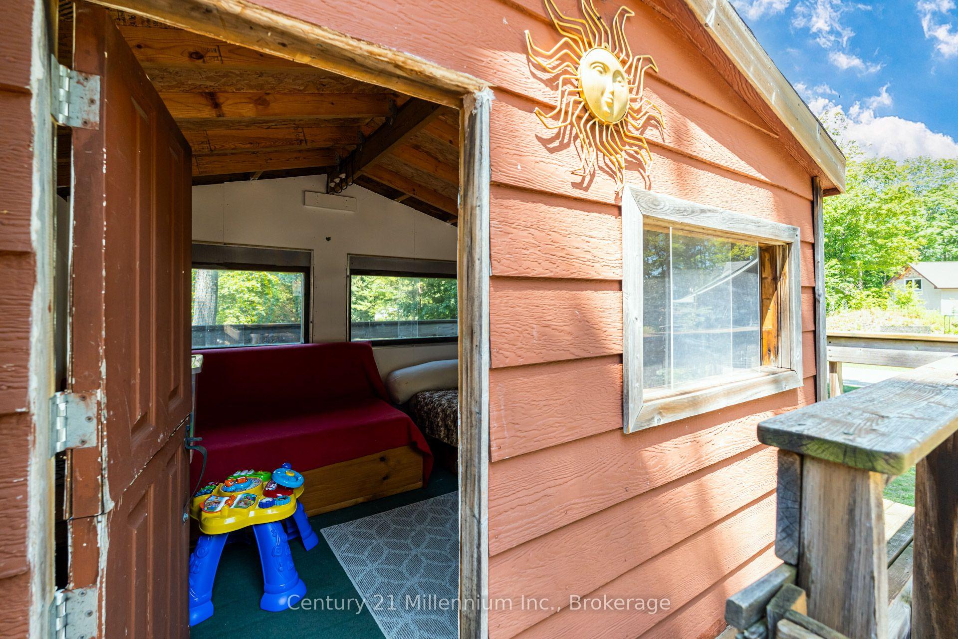 Photo 9 of 446 Manley Crescent, South Bruce Peninsula — HOMEH