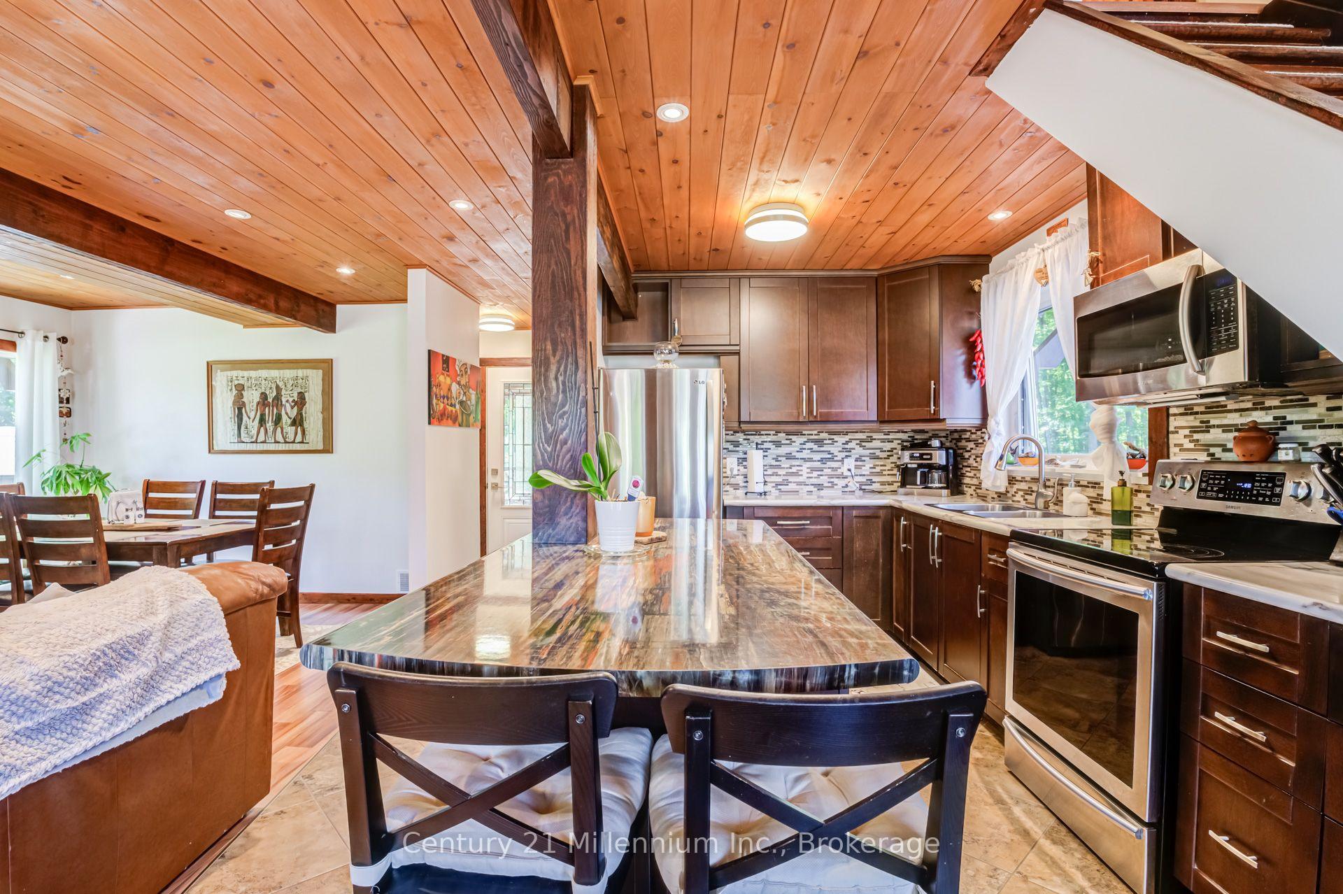 Photo 18 of 446 Manley Crescent, South Bruce Peninsula — HOMEH