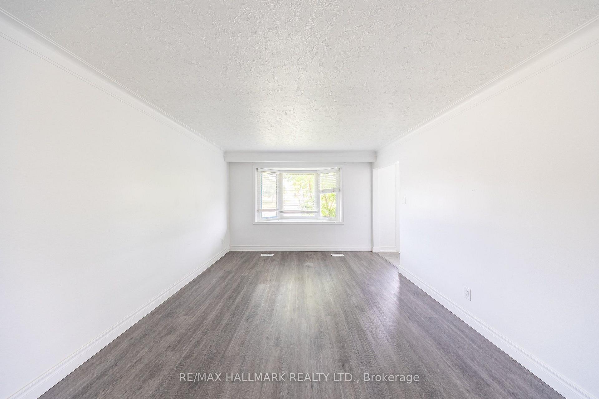 Photo 7 of Unit Main, 1118 Athol Street, Whitby, Downtown Whitby — HOMEH