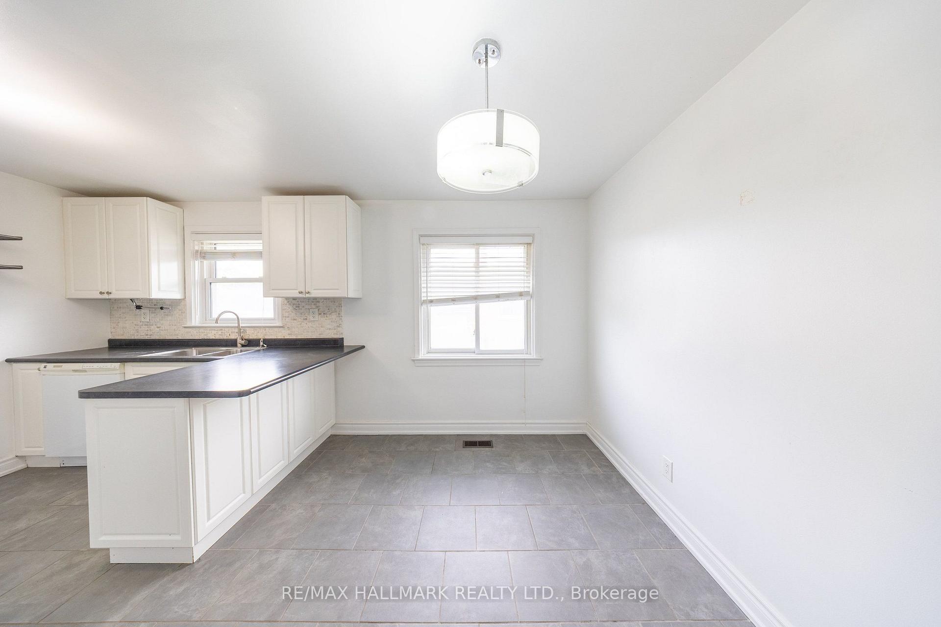 Photo 9 of Unit Main, 1118 Athol Street, Whitby, Downtown Whitby — HOMEH