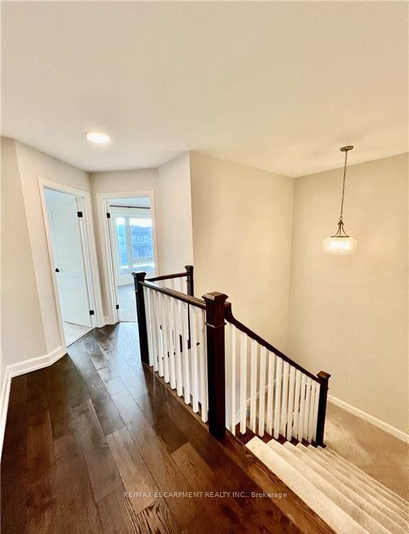 Photo 11 of 7174 Parsa Street, Niagara Falls, Brown — HOMEH
