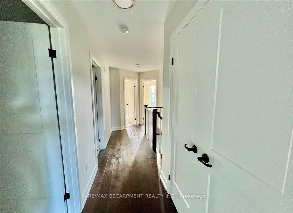 Photo 12 of 7174 Parsa Street, Niagara Falls, Brown — HOMEH