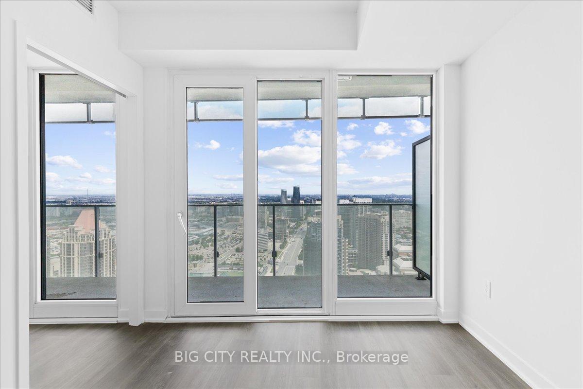 Photo 10 of Unit 4012, 3900 Confederation Parkway, Mississauga, City Centre — HOMEH