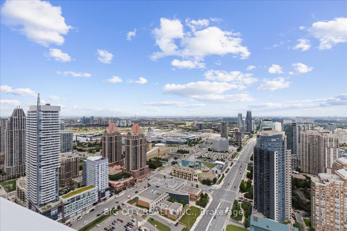 Photo 12 of Unit 4012, 3900 Confederation Parkway, Mississauga, City Centre — HOMEH