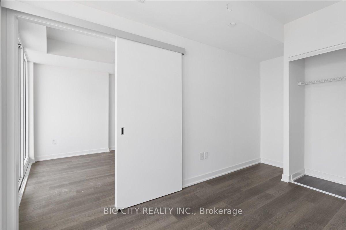 Photo 16 of Unit 4012, 3900 Confederation Parkway, Mississauga, City Centre — HOMEH