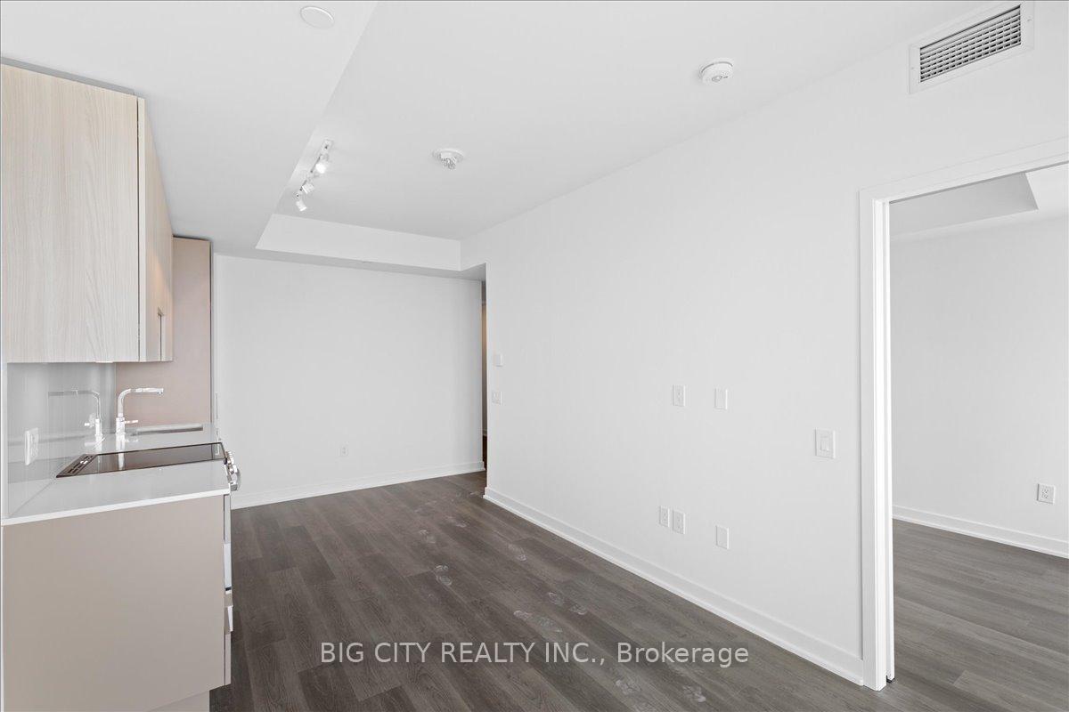 Photo 18 of Unit 4012, 3900 Confederation Parkway, Mississauga, City Centre — HOMEH