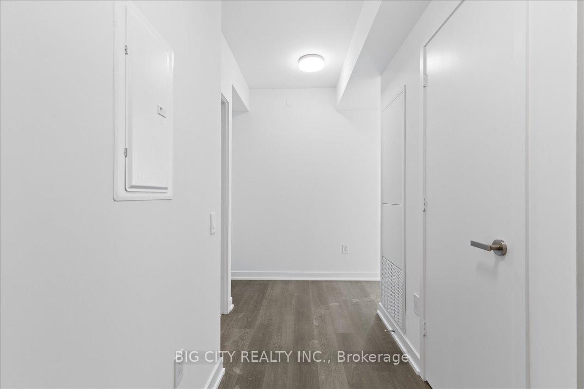 Photo 19 of Unit 4012, 3900 Confederation Parkway, Mississauga, City Centre — HOMEH