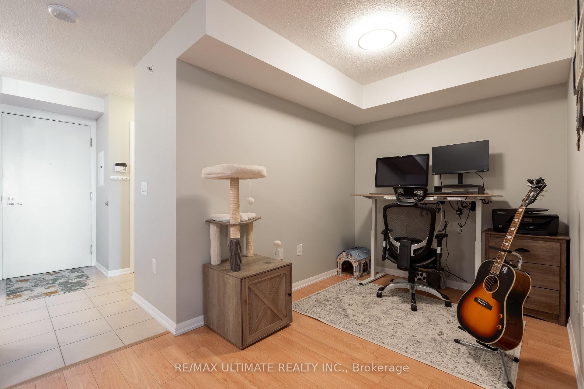Photo 9 of Unit 308, 830 Lawrence Avenue W, North York, Yorkdale-Glen Park — HOMEH