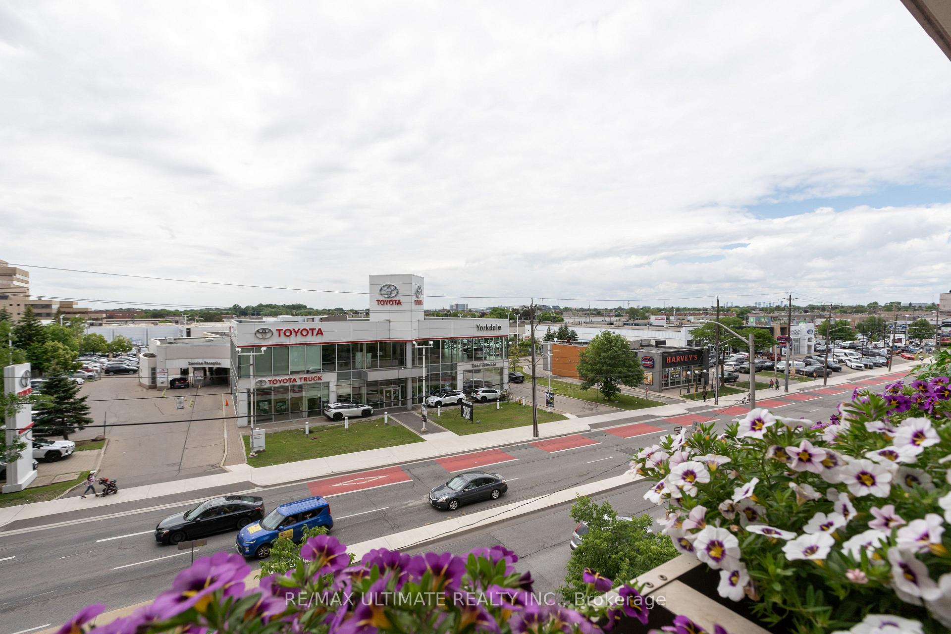 Photo 21 of Unit 308, 830 Lawrence Avenue W, North York, Yorkdale-Glen Park — HOMEH